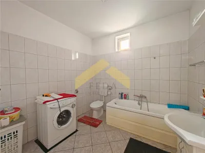 Casa la sol de vanzare in Bodrogu Nou - foto 9