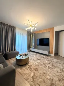 Inchiriere 3 Camere Cloud 9 Residence - Bucuresti