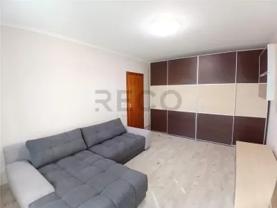 RECO Apartament cu 2 camere decomandat Nelocuit. Zona centrala etaj 2/3 - foto 2