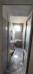 Apartament 3 camere Km 4-5,56,4 mp,cu boxa - foto 4