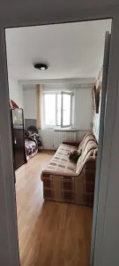 Apartament 3 camere Km 4-5,56,4 mp,cu boxa - foto 6