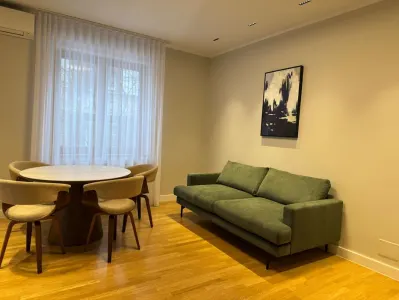InchiriatApartament lux 3 camere zona capitale sector 1 - foto 6