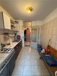 Royal Imobiliare - Vanzare apartament 3 camere zona Mihai Bravu - foto 7