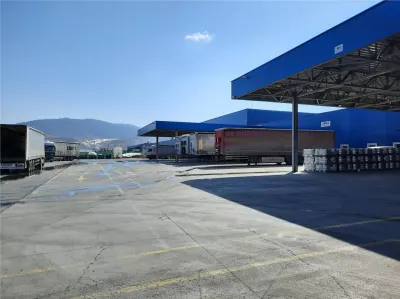 Spatiu Industrial - 4500 mp - Logistica - Productie - Depozitare - Sacele