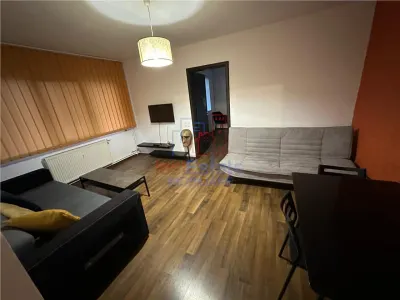 Apartament 2 camere zona Podu Ros etaj 2 - foto 2