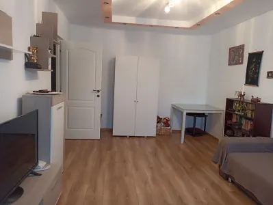 Apartament 3 camere - foto 4