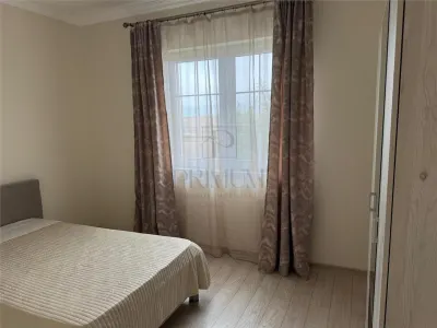 Duplex cochet, zona excelenta, drum asfaltat , toate utilitatile - foto 11
