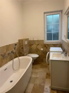 Duplex cochet, zona excelenta, drum asfaltat , toate utilitatile - foto 13