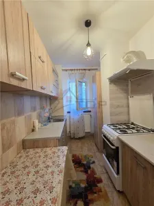 Apartament 2 Camere - Bloc 1978 - Gradinari - foto 4