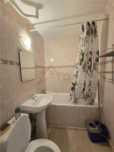 Apartament 2 Camere - Bloc 1978 - Gradinari - foto 6