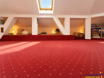 Spatiu cu personalitate: Vila pretabila si centru educational, 700 mp teren, Harman - foto 9