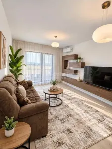 2 camere - zona  MRS Gradinile - complet mobilat si utilat de lux - Ploiesti