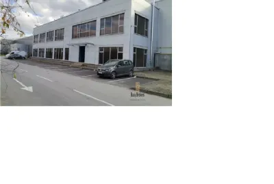 Spatiu Industrial - 2700 mp - Productie - Depozitare - Distributie - foto 3