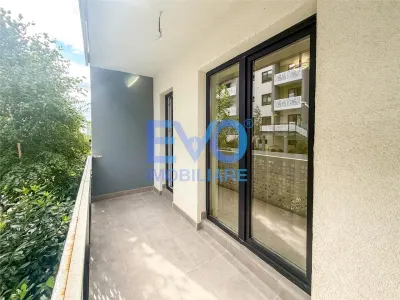 Apartament cu 2 camere de inchiriat, decomandat, mobilat si utilat complet,  Pacurari - foto 6
