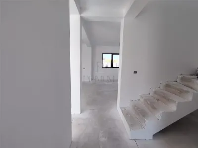 Duplex superb - zona excelenta - posibilitate alegere finisaje - foto 3