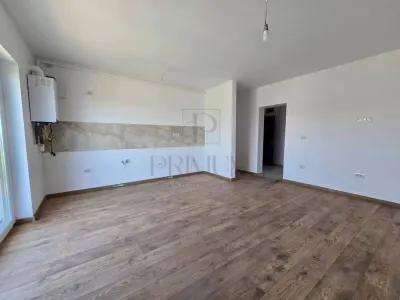 APARTAMENT 1 CAMERA - ETAJ 1 - ACCES FACIL - foto 2