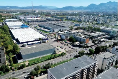 Spatiu Comercial - 1200 mp - Zona Comerciala Coresi - foto 3