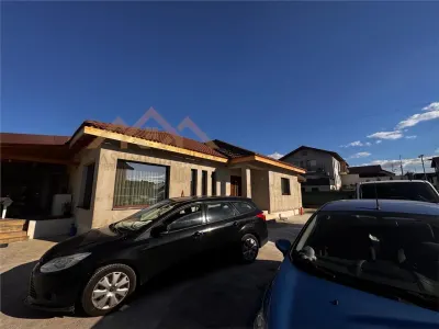 Casa noua, 3 dormitoare, 2 bai, terasa si 2 garaje, Mocira - foto 10
