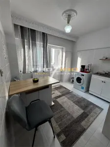 Ocazie, apartament 3 camere decomandate,2 bai, 86mp, zona foarte buna, liber - foto 2