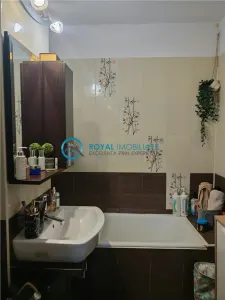 Royal Imobiliare - Vanzare apartament 2 camere zona B-dul Bucuresti - foto 13