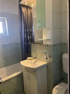 Decomandat, amenajat complet linga Piata Verde - foto 4