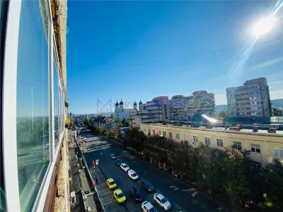 Apartament 3 camere, 80mp, centru, bd. Stefan cel Mare - Iasi
