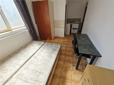 DE INCHIRIAT garsoniera , zona Plopilor Manastur, 17 mp, 180 euro - foto 2