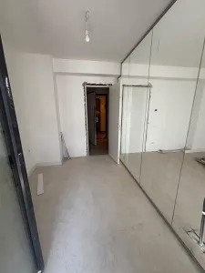 Garsoniera Noua Akcent City Metrou Jiului - foto 2