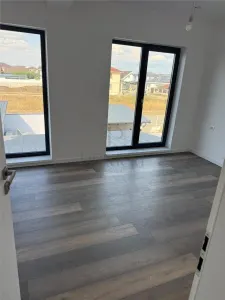 CHISODA - DUPLEX DESPARTIT - PISCINA - ZONA EXCELENTA - DISPONIBIL IMEIDAT - foto 2