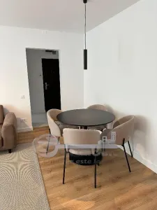 Apartament 2 camere de închiriat – Podu Roș | 50 mp | Etaj 1/4 | Renovare completă - foto 3