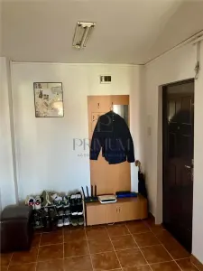 Aradului, 2 Camere, Centrala Proprie, Decomandat, Bloc Izolat - foto 6