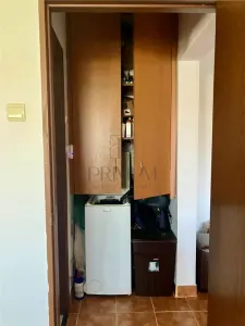 Aradului, 2 Camere, Centrala Proprie, Decomandat, Bloc Izolat - foto 7
