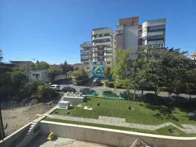 Apartament cu 3 camere spatios in bloc premium - foto 11