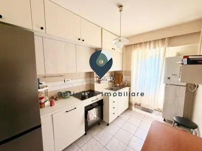 Apartament cu 3 camere, 2 bai, et.intermediar, Manastur, Ion Mester ! - foto 2