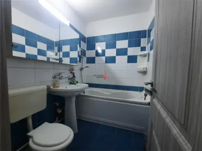 2 camere semidecomandat, etaj intermediar Parcul National - foto 12