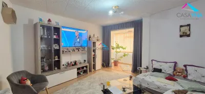 De vanzare- Apartament 3 camere decomandate, Moinesti - Bacau