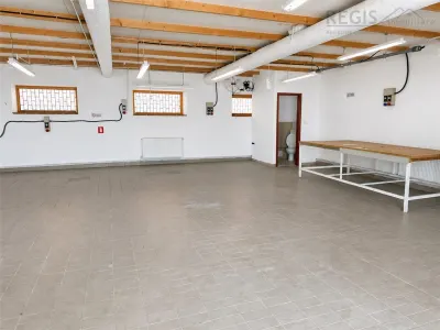 Spatiu 200 mp | Productie, depozit, birouri | Acces TIR | Sacele Brasov - Sacele