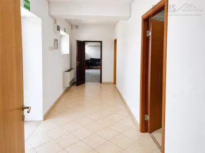 Spatiu 200 mp | Productie, depozit, birouri | Acces TIR | Sacele Brasov - foto 4