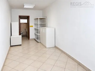 Spatiu 200 mp | Productie, depozit, birouri | Acces TIR | Sacele Brasov - foto 6