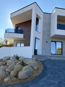 Casa individuala 4 camere, 3 bai, S+P+ET,  garaj, terasa - Feleacu
