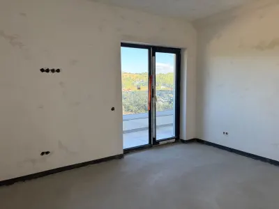 Casa individuala 4 camere, 3 bai, S+P+ET,  garaj, terasa - foto 21