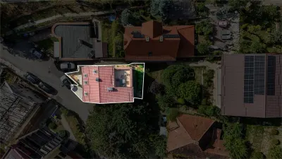 Casa pe 3 niveluri | Terasa cu priveliste | 3 parcari | Pozitie centrala - foto 38