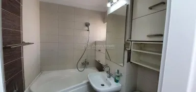 3 camere - semidecomandat - 70 mp - Metrou Tineretului - foto 12