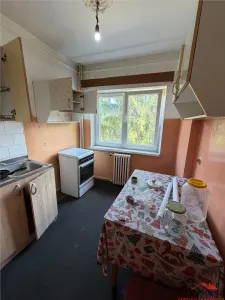 Apartament 2 camere, etaj 2, Zona Scoala 7 - foto 2