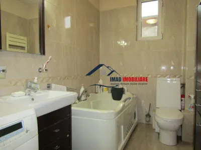 Zona Excelenta! Vanzare Casa Centru - zona Spital Judetean! - foto 17