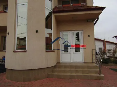 Zona Excelenta! Vanzare Casa Centru - zona Spital Judetean! - foto 19