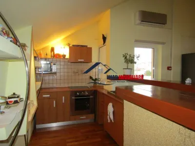 Zona Excelenta! Vanzare Casa Centru - zona Spital Judetean! - foto 38