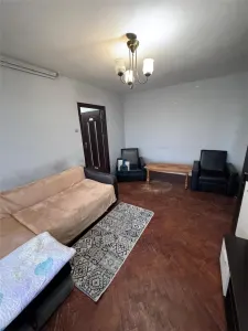 Inchiriere Apartament 2 Camere Semidecomandat Secuilor pet friendly - foto 2