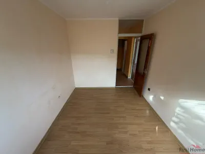 Apartament 3 camere, etaj 1, zona Centrala (fosta Autogara) 76 mp - foto 7