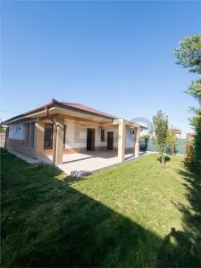RECO Casa 2 dormitoare living bucatarie open space Cihei - Cihei